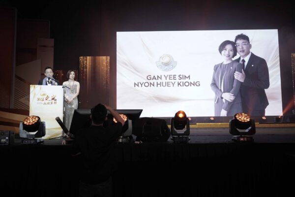 _7M32041-min_9_11zon